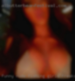 Funny nude fishing girls freaks near Tulare County CA.