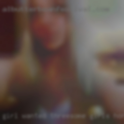 Girl wanted threesome girls horny advertisemnts.