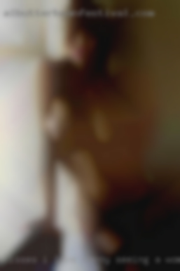 Kisses i love horny seeing a woman eating my!