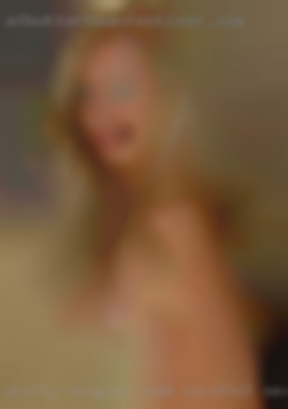 Pretty singles nude barefoot sexy women near Katy TX.