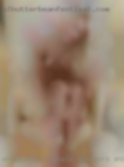 Where can a couple swingers and be nude in Texas?